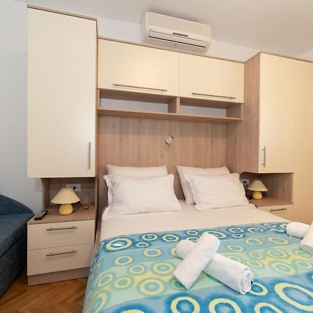 Apartman Dese 2+1 Tučepi المظهر الخارجي الصورة